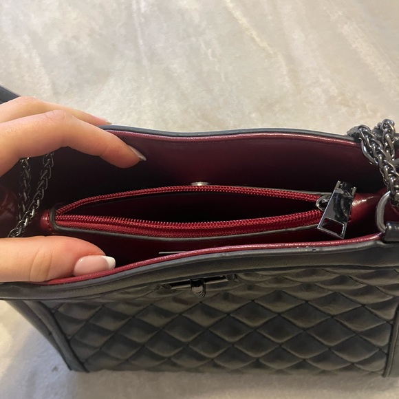 BLACK QUILTED PURSE - Picture 4 of 4